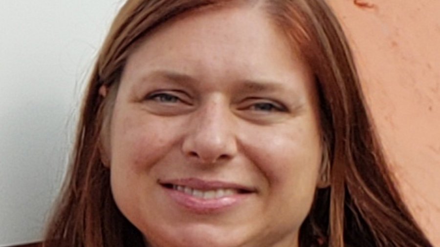 Porträt Emily Heneghan Kasoma